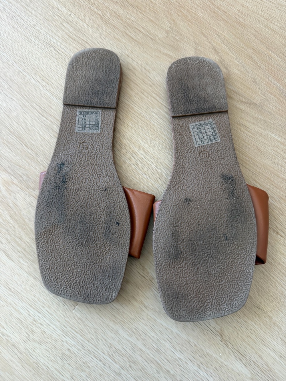 Forever 21 Brown Padded Slide Sandals - Picture 3 of 3